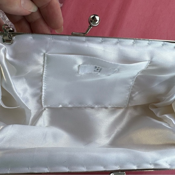 Evening clutch; NWOT; Beautiful Bag - Picture 10 of 10